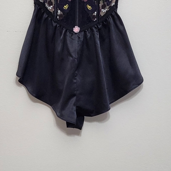 New!For Love and Lemons Clara Floral Lace Romper - Picture 9 of 14